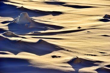 Midnight Sun Antarctica. © Etienne Pierart.